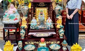 Cách đặt lục bình sứ Bát Tràng chuẩn phong thủy, mang may mắn vào nhà